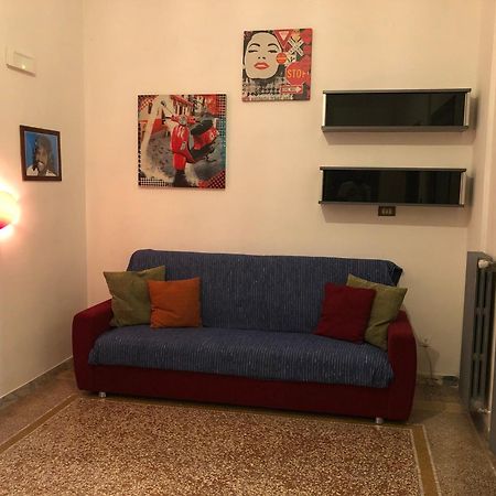 Tarumbo Holiday Intero Appartamento 120 Mq Наполи Екстериор снимка